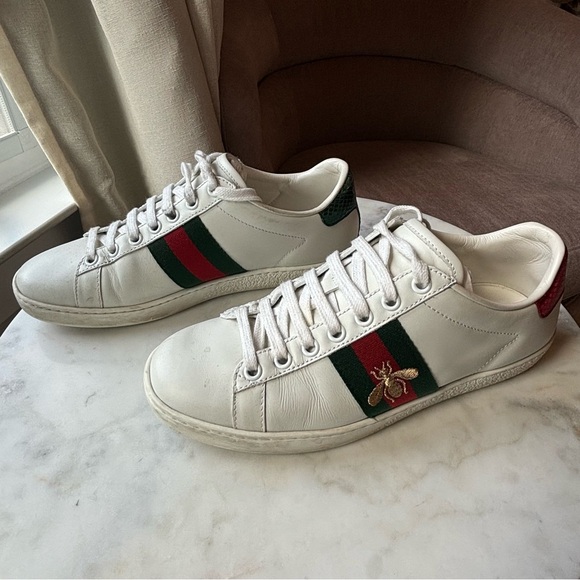 Women’s Gucci Ace Sneaker with Bee - Picture 6 of 8